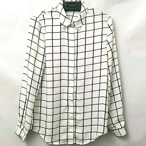 🎁5/$25 Sale Luna Blouse Women's Small Plaid White and Black Long-Sleeved - Picture 1 of 8